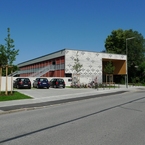 Haus für Kinder in Holzsystembauweise 
